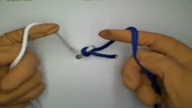 One Hand Tie